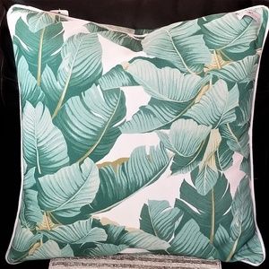 Rodeo Home Palm Leaf Pillow 20 x 20 EUC